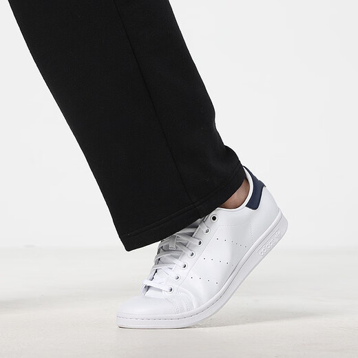 
Adidas men's pants trousers 2025 summer new sports pants stretch comfortable breathable casual pants trousers single-layer pants GK9273/loose straight/classic logo L