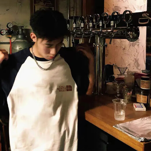 Manna Xuan American VBE High Street Style Rag-t-t-t-t-t-shirt T-shirt à manches longues Men de base en coton en coton en coton en vrac Men 3895AD Black and White Spliced ​​Long Maneves XS Recommandé 30jin [Jin est égal à 0,5 kg]