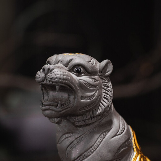Mingke Tea Pet Ornaments Boutique Can Raise Purple Clay Tea Play Tiger Lucky Tea Set Handmade Tea Tray Accessories Living Room Home Furnishings Gold Painted Tea Pet Tiger