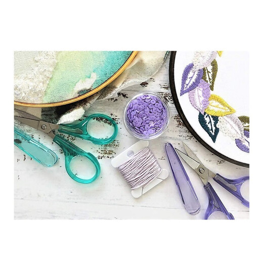 Small scissors with tilted tip and sharp tips, ultra-light clay extra-fine scissors, hand-made DIY patchwork sewing, embroidery and seam removal, high-quality straight elbow trimming tip scissors M861 white handle, straight head detail scissors, hand sharpened 9.5CM