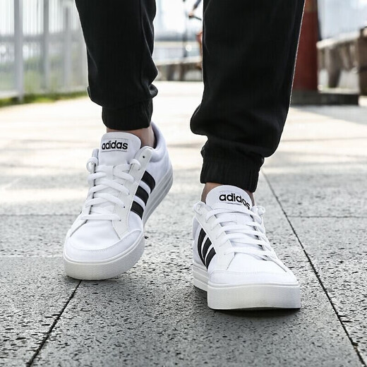 Adidas neue Herrenschuhe Sneakers Sommer Low Top Polishing und Anti-Slip Casual Canvas-Schuhe atmungsaktiv und leichte AW3889/kleine weiße Schuhe 41
