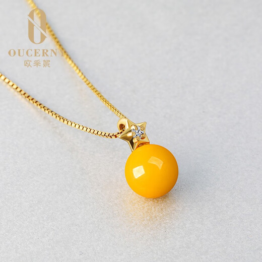 Ou Cheni 18k gold inlaid with five-pointed star diamond beeswax necklace bead pendant female chicken oil yellow amber clavicle chain ready to ship 925 silver chain