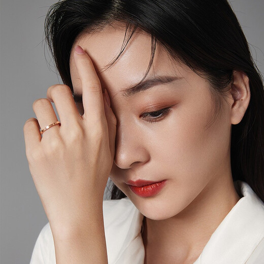 Saturday Fortune (ZLF) interlocking series 18K gold ring simple rose gold car flower versatile plain ring No. 13 red-(0.7-1.1g)