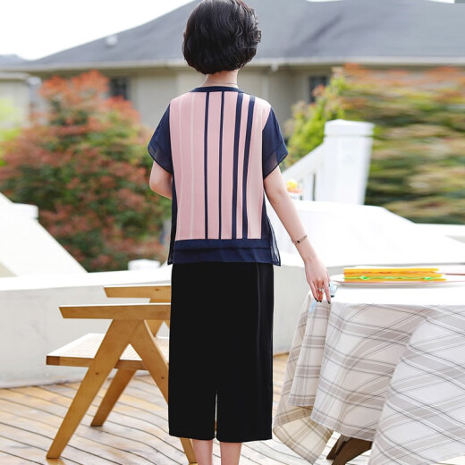 Yun Zhijing's new summer clothes for middle-aged Mother's Day mother's wear two-piece tops wide-leg pants women's fashion T-shirt women's suit middle-aged and elderly women's Mother's Day gift western style chiffon shirt suit for women pink (please take the corresponding size)
