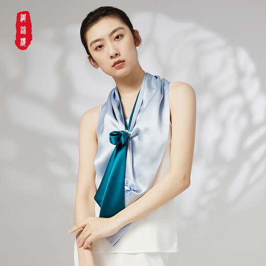 
Brocade Embroidered Scarf for Women in Mulberry Silk Double-layer Handmade Su-embroidered Scarf Chinese Style Light Luxury Silk Small Shawl Gift Box Pack