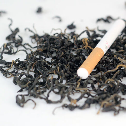 Qingqian liu té especial tierno oro tierno té té antiguo spike spike mágico caja de regalo 100g 2 cajas (200 g en total) 1 caja (100 g)
