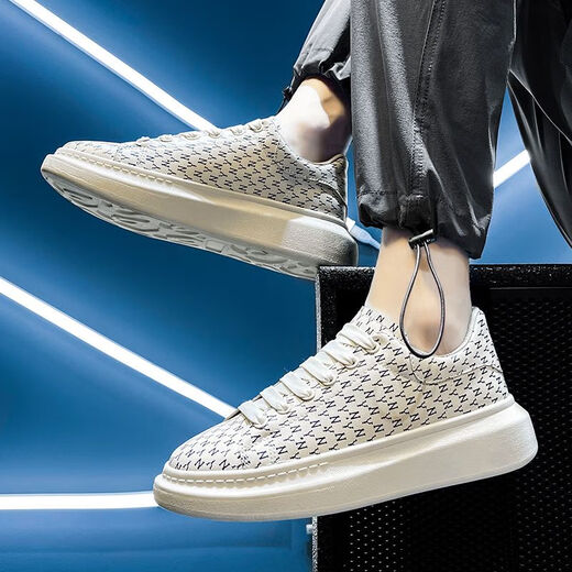 McQueen White Shoes Summer Board Board Board Zapatos de moda