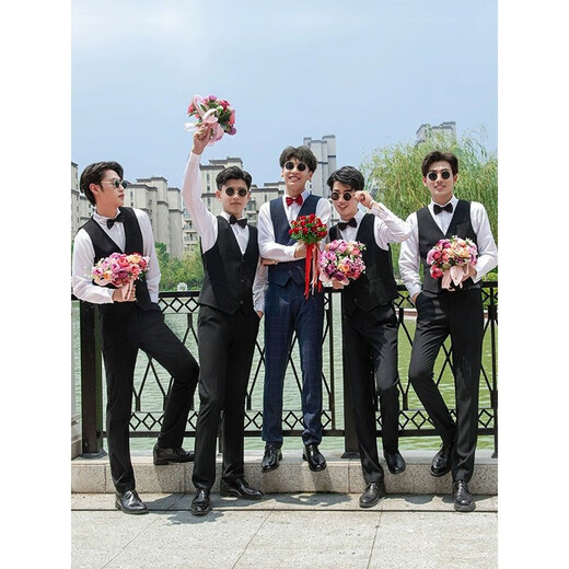 Xinhan bester Mannanzug westlicher Style Brother Anzug Weste weißes Hemd dreiteilige Hochzeitsgruppe Kleidung Großgröße Brudergruppe Hochzeits Hochzeit Kurzhemd Hemd + schwarze Hosen + Schwarze Fliege 3xl regulärer Stil