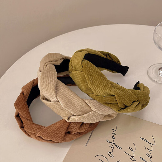 Chunla Spring and Summer Twist Hair Bundle High Skull Headband Women's Outerwear Temperament Face Wash Press Hairpin Headband Hair Accessories A335-2 Black No Mistake B04-303