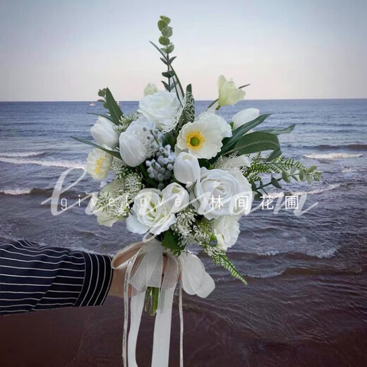 山头林村结婚手捧花  林间花圃 外景森系清新旅拍摄影手捧花 韩ins风婚纱 a42