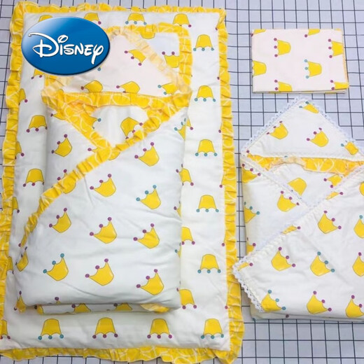 Disney (Disney) baby gift box newborn cotton twill quilt six-piece set cotton six-piece set newborn quilt bag quilt single off-white heart 100cm six-piece set