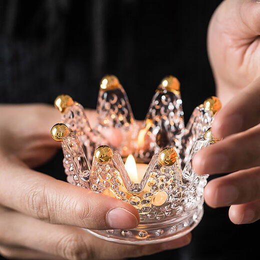 High-end crystal ashtray, Nordic style, real gold crystal crown, cute goddess girl, crystal beauty egg, utensils, creative decoration, create a thousand pieces of gold
