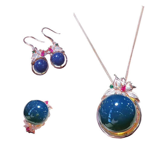 Dominican blue amber set, pure water sky blue amber pendant, large particle amber beeswax ring, new earrings, blue amber set (ring + pendant + earrings)