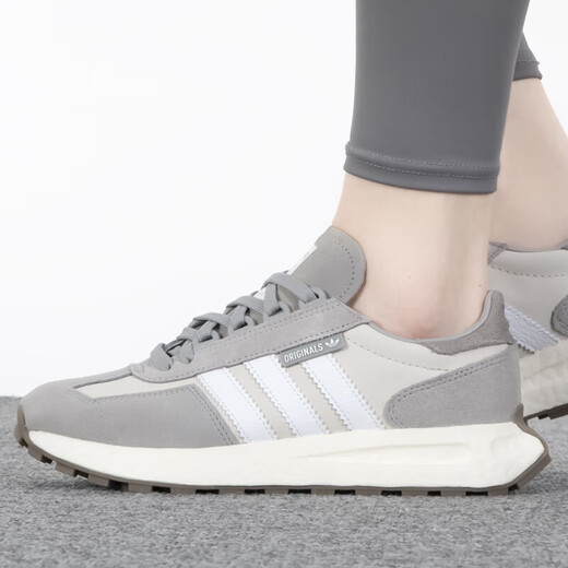 Adidas (adidas) Clover Nouvelles chaussures de sport d'été pour hommes et femmes Fonctionner des chaussures confortables et des chaussures décontractées à la course à l'épreuve Abrasion Gy9922 / Gray / White 36