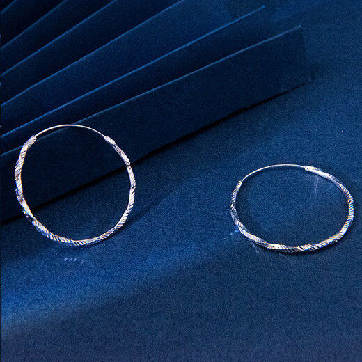 Pt.Charmpt950 Platinum Earrings Platinum Large Circle Earrings Car Flower Earrings Personalized Fashionable and Durable Earrings Highlight Your Atmosphere In Stock National Inspection Certificate 4.1-4.2g