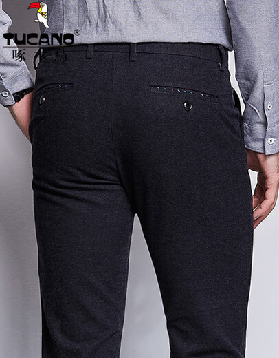 Woodpecker (Tucano) printemps et été Nouveau glace de soie de soie et pantalon décontracté pour hommes pantalons hétéros pour le pantalon de papa d'âge moyen du milieu d'âge moyen 9853 noir 32 (2 pieds 5 taille)