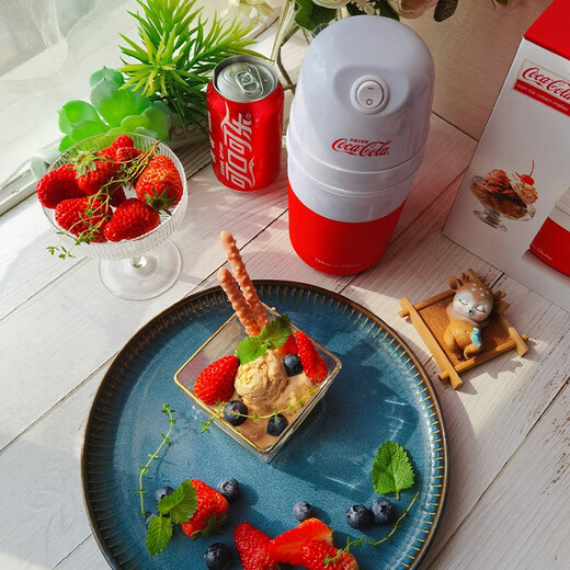 Nostalgie Elektrik Eistemaschine für den Heim verwenden tragbare kleine hausgemachte Mini-Obst-Eis-Kegelmaschine Coca-Cola-Gelenkmodell