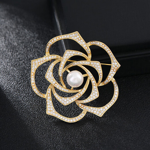 Sili Elegant Camellia Pearl Brooch Retro Light Luxury European and American Temperament Corsage Pin Women's Exquisite Coat Accessories Atmospheric Rotating Camellia