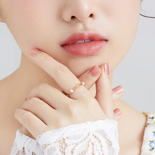 Lukfook Jewelry 18K Gold Ruby Crown Freshwater Pearl Ring Open Ring Gift G04DSKR0002R Total Weight 0.55g