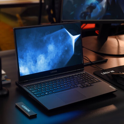 联想（Lenovo) 拯救者Y7000/ R720二手笔记本电脑15.6英寸高刷电竞屏吃鸡设计游戏本 R720⑤i5-7300H GTX1050 16G内存+512G固态 95成新