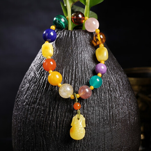 OUCERNY beeswax bracelet, amber and chicken fat yellow cheongsam pendant, southern saffron amber and blood amber multi-treasure bracelet as a Chinese Valentine's Day gift