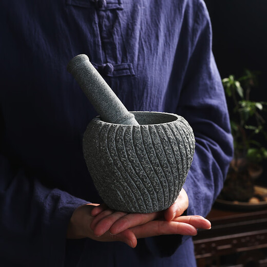 Handmade retro bluestone mortar, garlic pounder, garlic masher, medicine jar, stone cup, bowl, garlic mortar, stone nest, stone pound, vintage threaded old stone mortar 16CM
