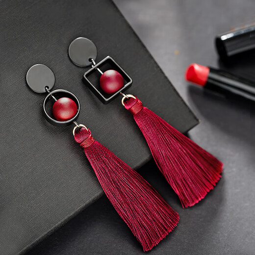Qlady new Chinese style red tassel earrings for women, retro temperament, ethnic style silver needle earrings, earrings, New Year's gift for girlfriend