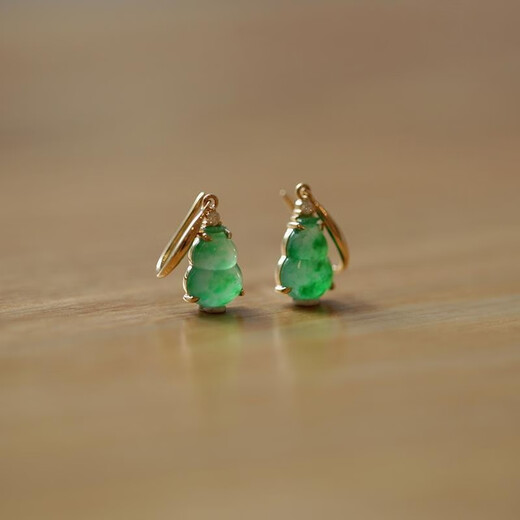 QUAMER spring is gloomy, national style green earrings, green ice penetrating chalcedony gourd earrings, 925 silver