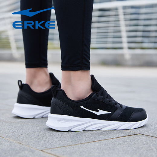 Hongxing Erke 2025 Summer Leder Mesh Sports Laufschuhe Neue offizielle weiche Sohle Leichte Männer vielseitige und resistente Freizeitschuhe. Black-3291 (Federleder-Netz) 42