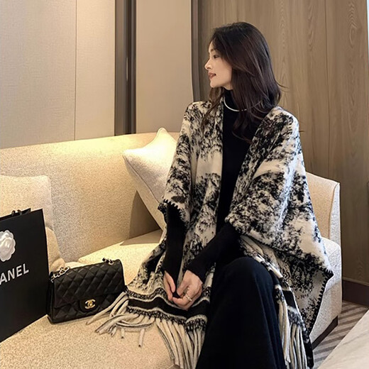 Yunna National Style Landscape Painting Shawl Travel Outdoor Cloak Cloak Blanket Thickened Warm Scarf for Women in Autumn and Winter Landscape Painting Shawl
