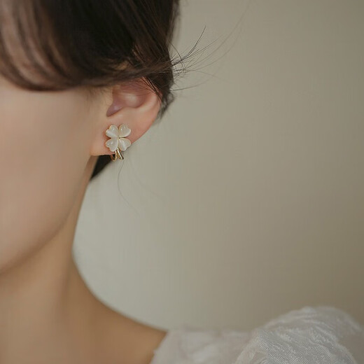 Yinyu imitation cat's eye stone four-leaf clover ear clip mosquito coil disc without pierced ear clip female niche high-end earrings female birthday gift gold-mosquito coil ear clip
