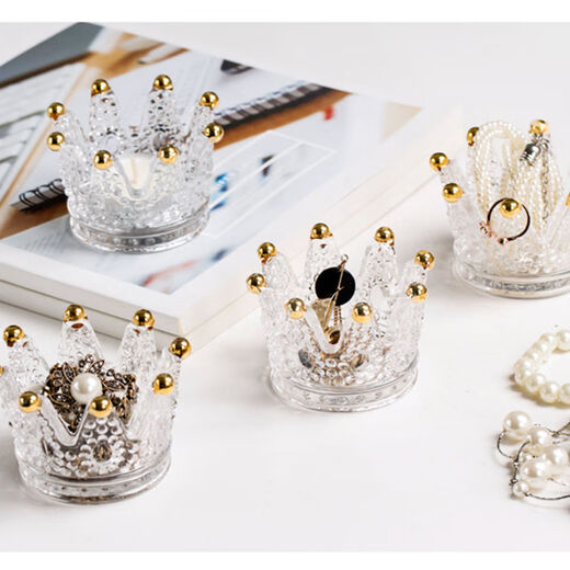 High-end crystal ashtray, Nordic style, real gold crystal crown, cute goddess girl, crystal beauty egg, utensils, creative decoration, create a thousand pieces of gold