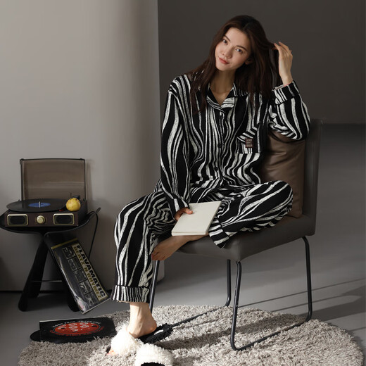 Mandelefin Air Cotton Mezzanine Pyjamas für Frauen im Herbst und Winter verdickte Baumwoll-Strickjacken 2024 kann außen mit High-End-Schwarz-Heim-Kleidungsstücken 3893 Frauen M (80-100jin [Jin gleich 0,5 kg]) getragen werden