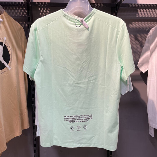 Nike (Nike) Camiseta de verano de manga corta para hombres de manga corta Top de camiseta informal de cuello redondo transpirable HF6169-133 HF6169-376 Verde UPF40+ M