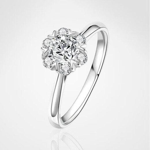 Star Eye Jewelry spot special price platinum 18K gold diamond ring four-claw heart-shaped ring Jurchen diamond wedding gift platinum gift for Chinese Valentine's Day 50 points diamond ring M-N color SI clarity