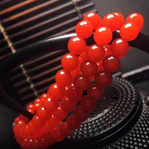 
Jiangjiyueliangshan cherry red 108 southern red agate bracelet with multiple circles full of flesh and color single circle Buddhist bead bracelet SN6995 Collection grade 108 8mm