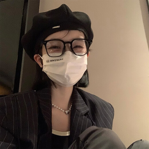 Beret women's autumn and winter Japanese style big head beret hat ins hat new octagonal painter hat black