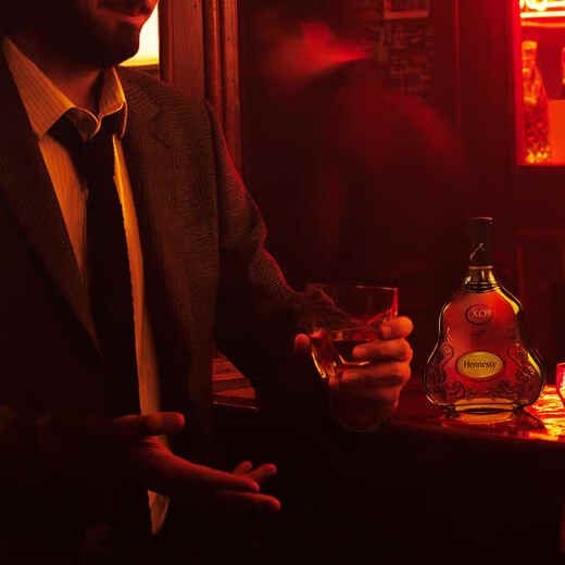 轩尼诗XO 法国进口 干邑白兰地 洋酒烈酒 商务宴请送礼佳选 XO 700mL 2瓶