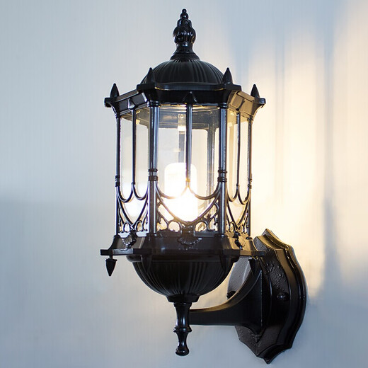 Outdoor wall lamp waterproof European retro balcony garden lamp American aisle staircase outdoor pastoral LED wall lamp black fishing wall lamp