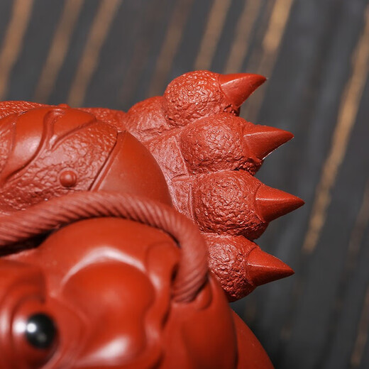 Gold inlaid jade, handmade by teacher Wang Renbing, three-legged golden toad tea pet tea table decorations, Yixing purple sand tea table decorations, kung fu tea set, Wang Renbing Jinbao golden toad