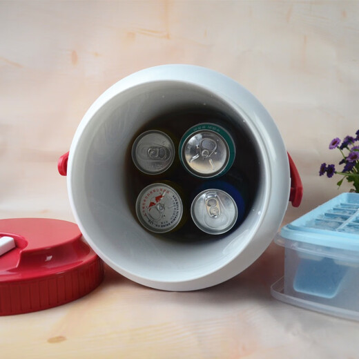 Ice cube insulation bucket plastic car-mounted insulated refrigerator with lid, outdoor portable insulated refrigerator, cold drink shop insulation bucket, blue 35L