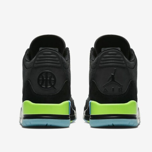 Nike (Nike) Chaussures féminines New Air Jordan 3 Replica Socage Absorbing Basketball Chaussures AT9194-001 35.5
