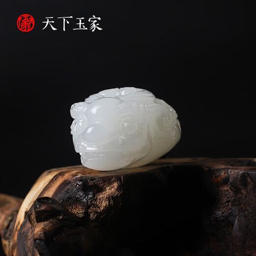 Tianxia Yujia natural jade Pixiu handle pendant handmade jade carving creative jewelry portable gift gift box LP1405 white jade