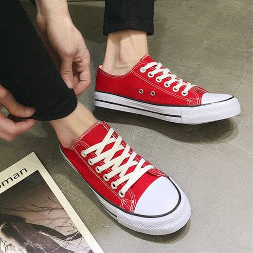 Rote und grün hundertjährige Low-Top-Leinwandschuhe für Männer koreanischer Stil Klassiker vielseitiges Schwarzpaar Schüler Schnüre-up-Freizeitschuhe Sommer atmungsaktiv