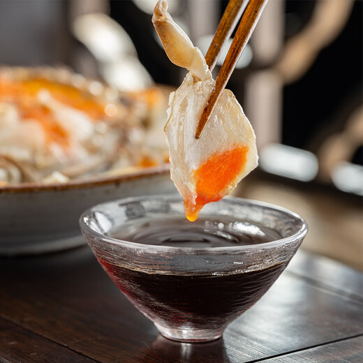 Encounter Fresh Zhoushan Red Paste Choking Crab, Raw Pickled Swimming Crab, and Drunken Crab. Net content: 6-8 taels/piece. Pack of 4. Straight from the source.