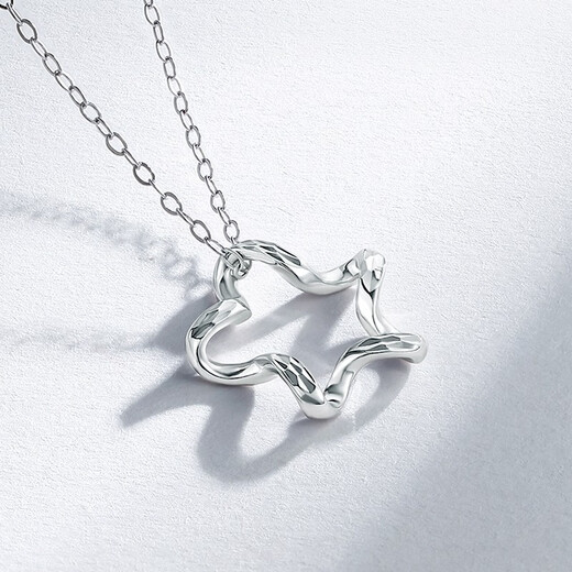 Saturday Fortune (ZLF) PT950 platinum pendant women's car flower shining lucky star pendant 1.21g