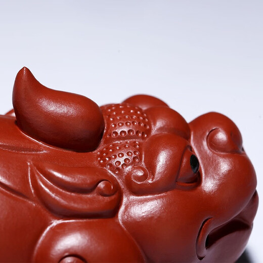 Gold inlaid jade, handmade by teacher Wang Renbing, Yixing original mine Dahongpao purple sand tea pet, Pixiu tea pet ornaments, tea toys, tea table decorations, kung fu tea set accessories, gift box, Dahongpao Pixiu tea pet