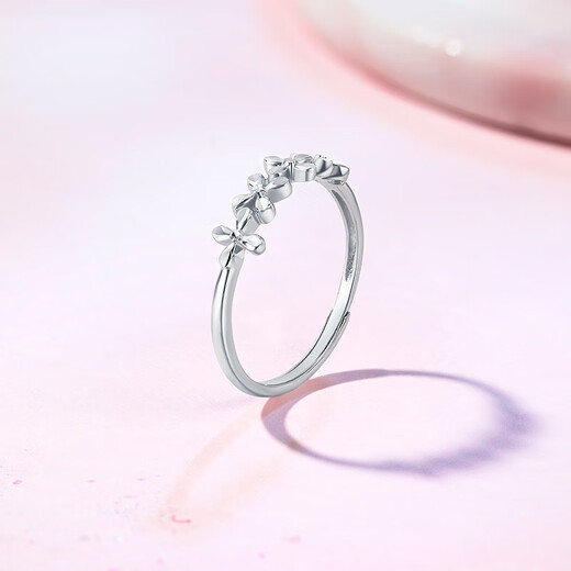 Saturday Fortune PT950 Four-leaf Flower Platinum Ring for Girlfriend B0112803 About 2.02g 15th Birthday Gift