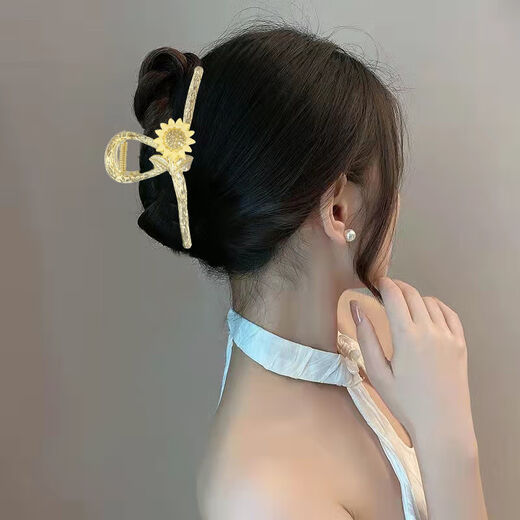 Lion Head Retro Flower Grab Súper Hada Gran Tasel Capacitación de cabello de Internet
