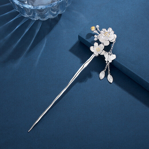 Crystal hairpin for girls plum blossom tassel hairpin birthday gift for girls ancient style hairpin hairpin phoenix hairpin ancient hair accessories plum blossom tassel ancient style hairpin